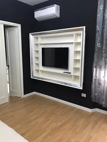 Donna Margharet Crotone